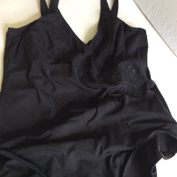 Miraclesuit Swimsuit Womens Medium Black One Piece Embellished Slimming Support - Picture 16 of 16